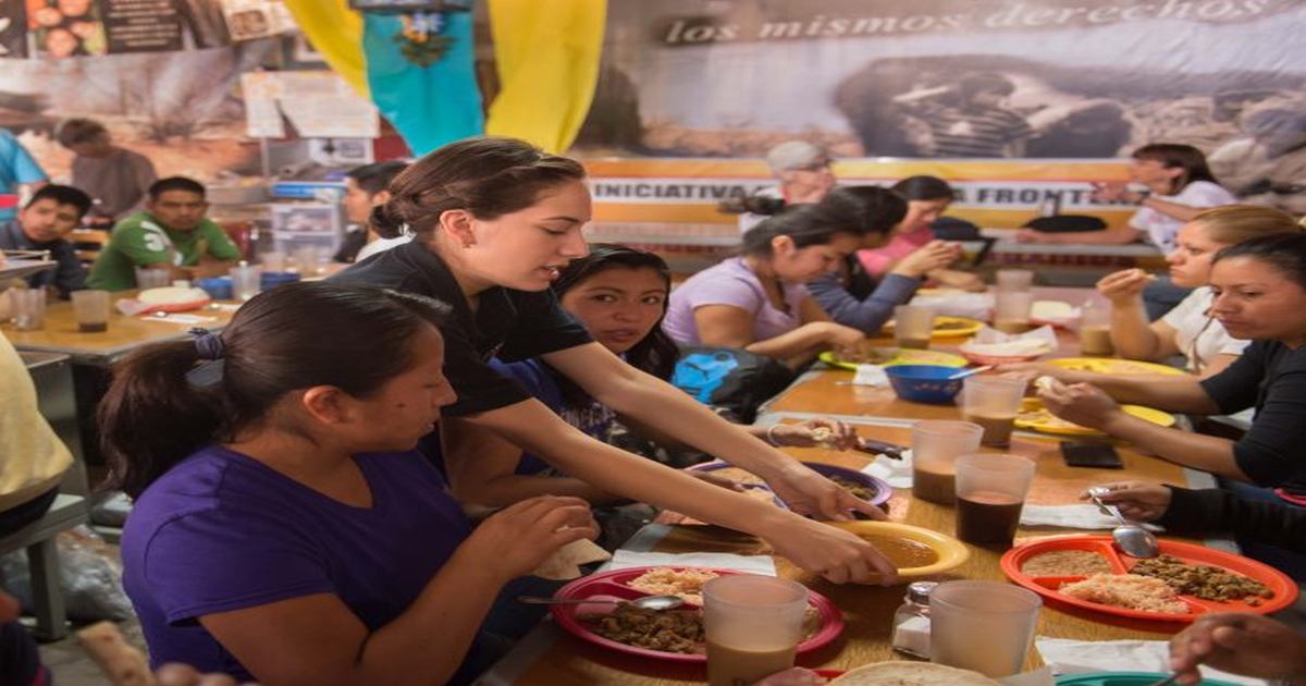 EE.UU. – Educación: El puente de la ayuda a la defensa