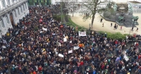 Nel mondo – Gli studenti chiedono ai governi di agire per contrastare il cambiamento climatico