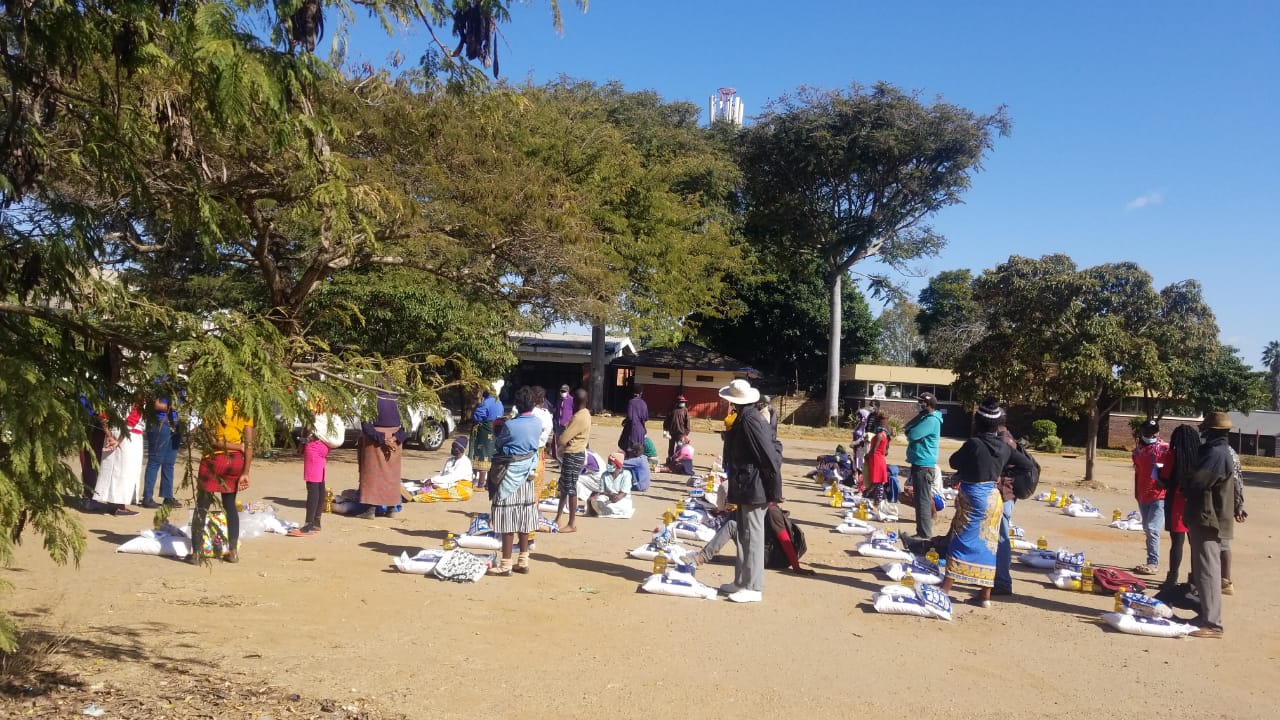Africa – L’assistenza alimentare e medica fornita dai gesuiti costituisce un sollievo per le comunità in difficoltà