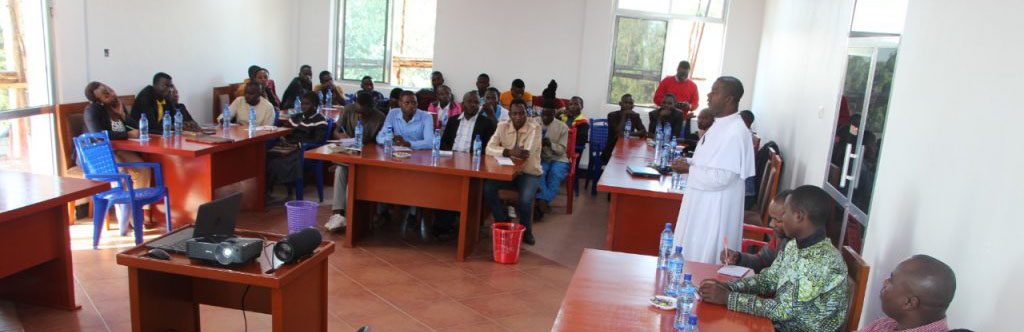 África – AJAN, en colaboración con Radio Kwizera, lleva a cabo la Formación de Formadores (TOT) de AHAPPY en el distrito de Ngara