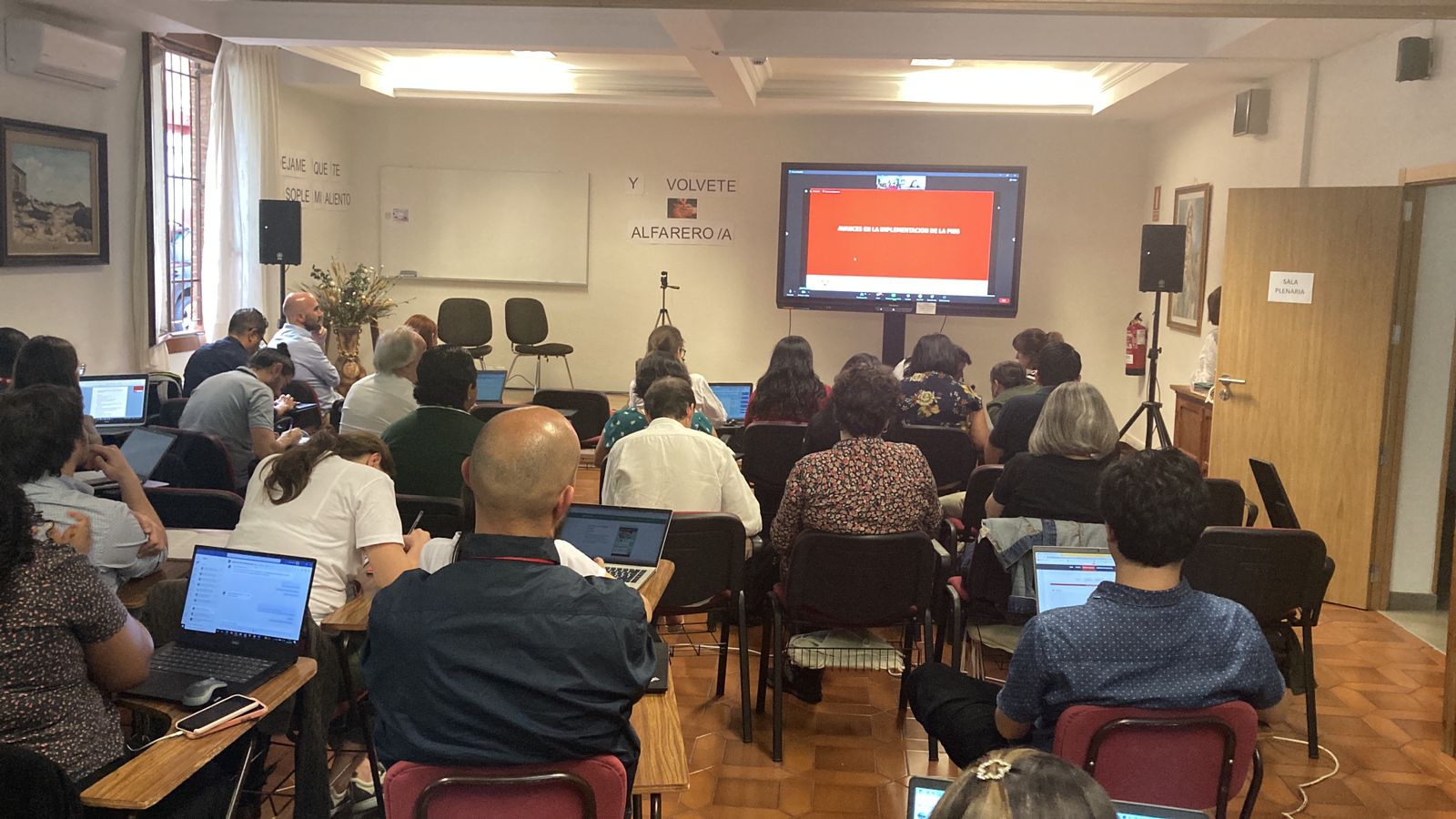 Fe e Alegria – Coordinating the Sustainability of one of our Large Networks