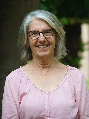 JULIE EDWARDS