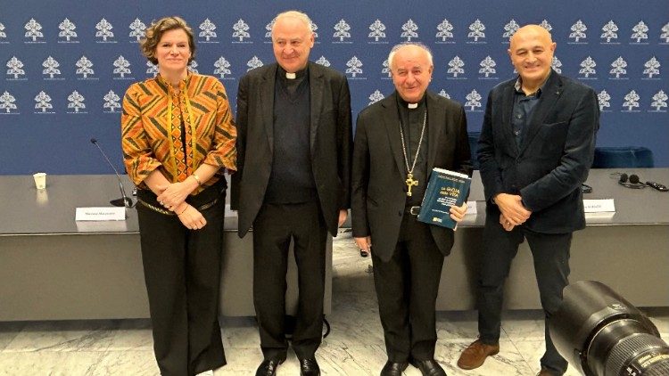 Global – Academia Pontificia para la Vida: al centro el significado del ser humano