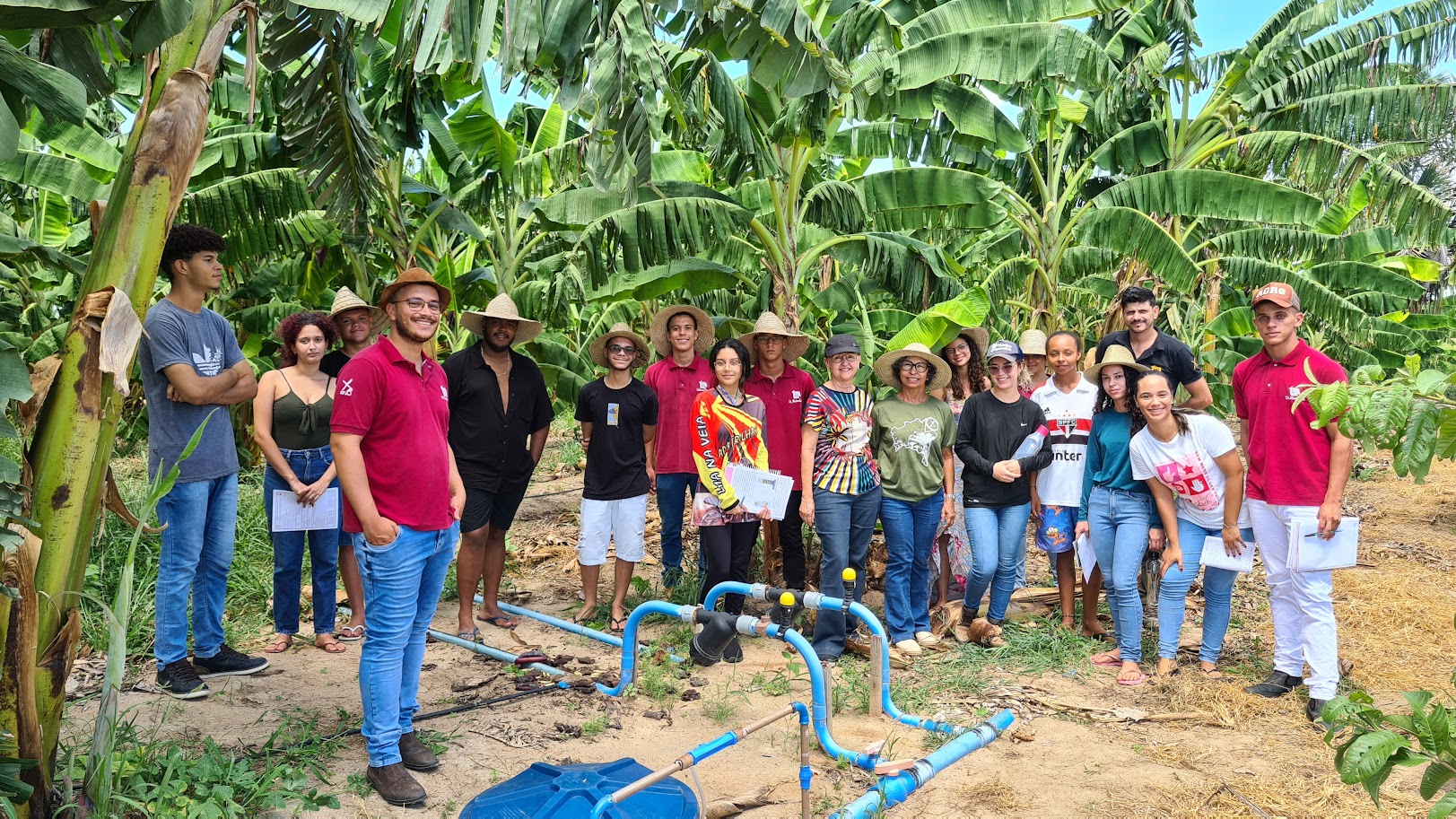 VISITA COORDENADORA NACIONAL DE FYA