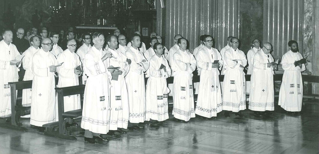 Jesuit.Media_gc32mass_0001jpg