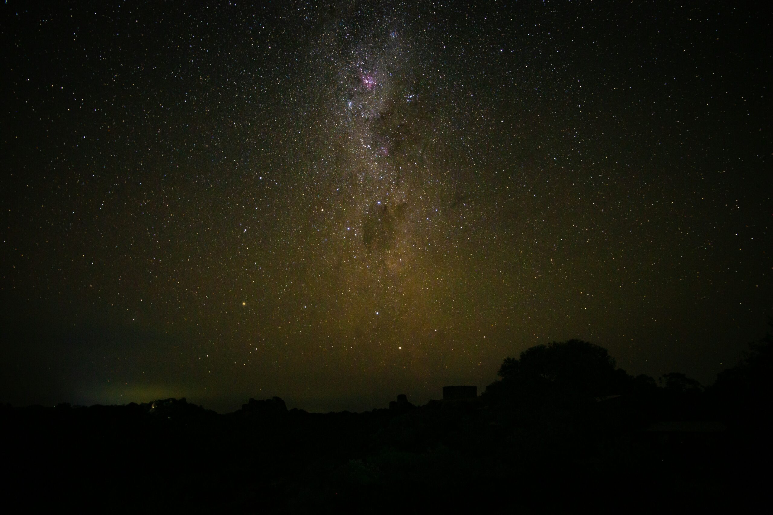 erik-adair-rQ5rs_e0KWE-unsplash